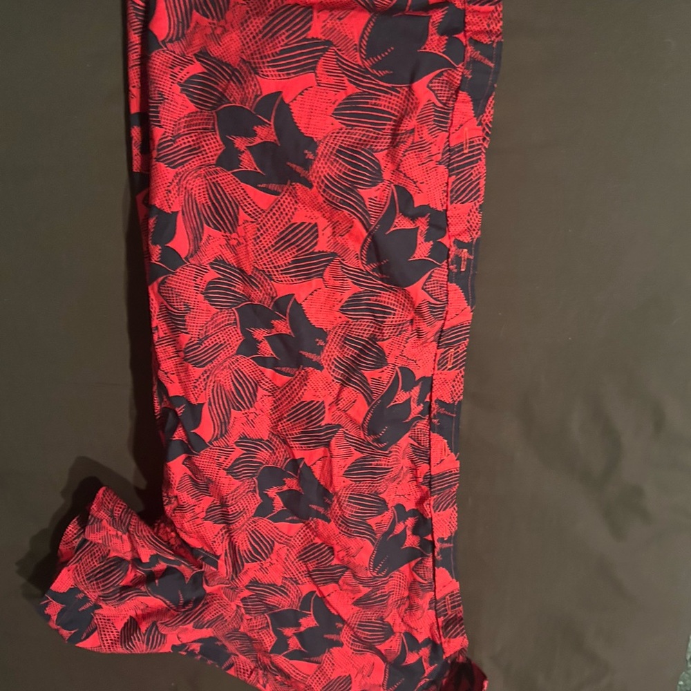 Murano Red and Black Floral Casual Button Down Shirt